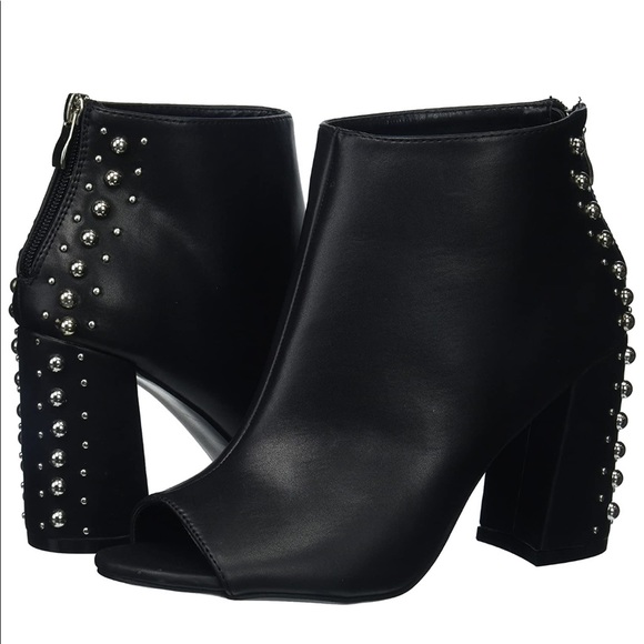 NEW Madden Girl Womens ArlaLeather Almond ToeAnkle - Picture 10 of 10